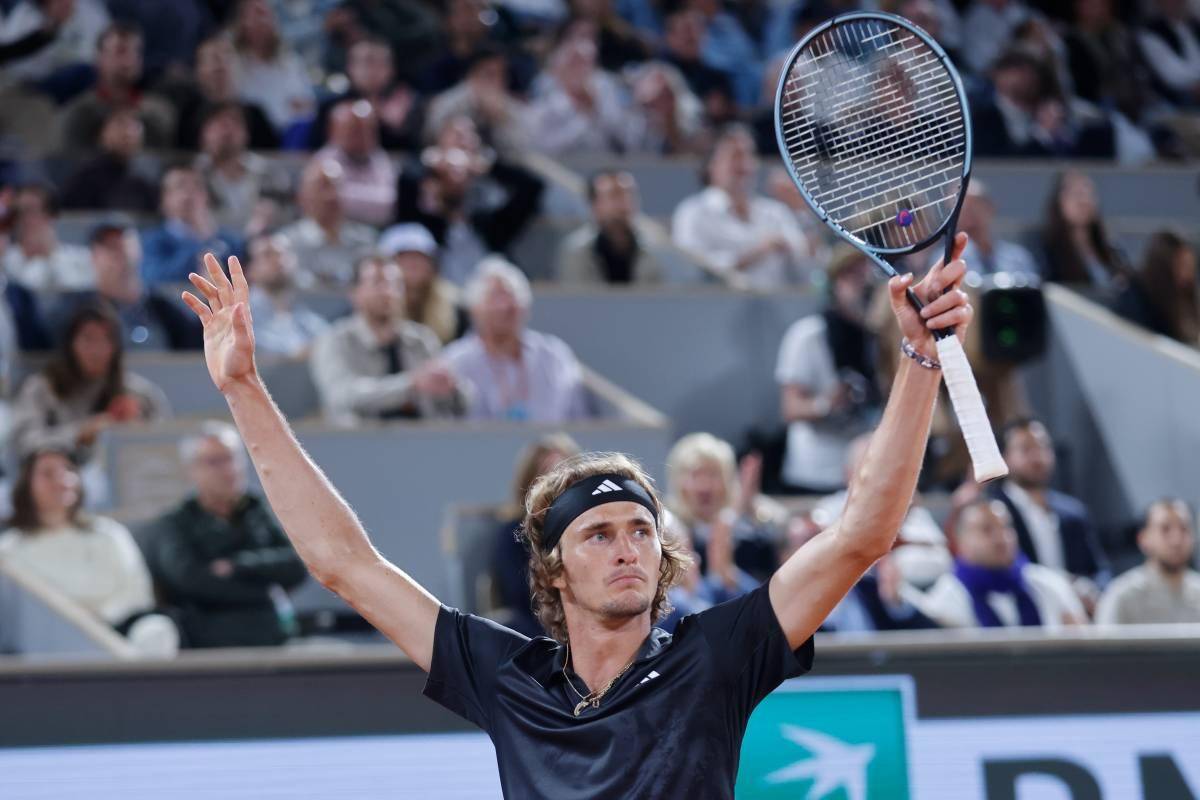 九游娱乐-包含浓眉哥在巴塞罗那比赛中回归赛场，逆转引发热议！的词条